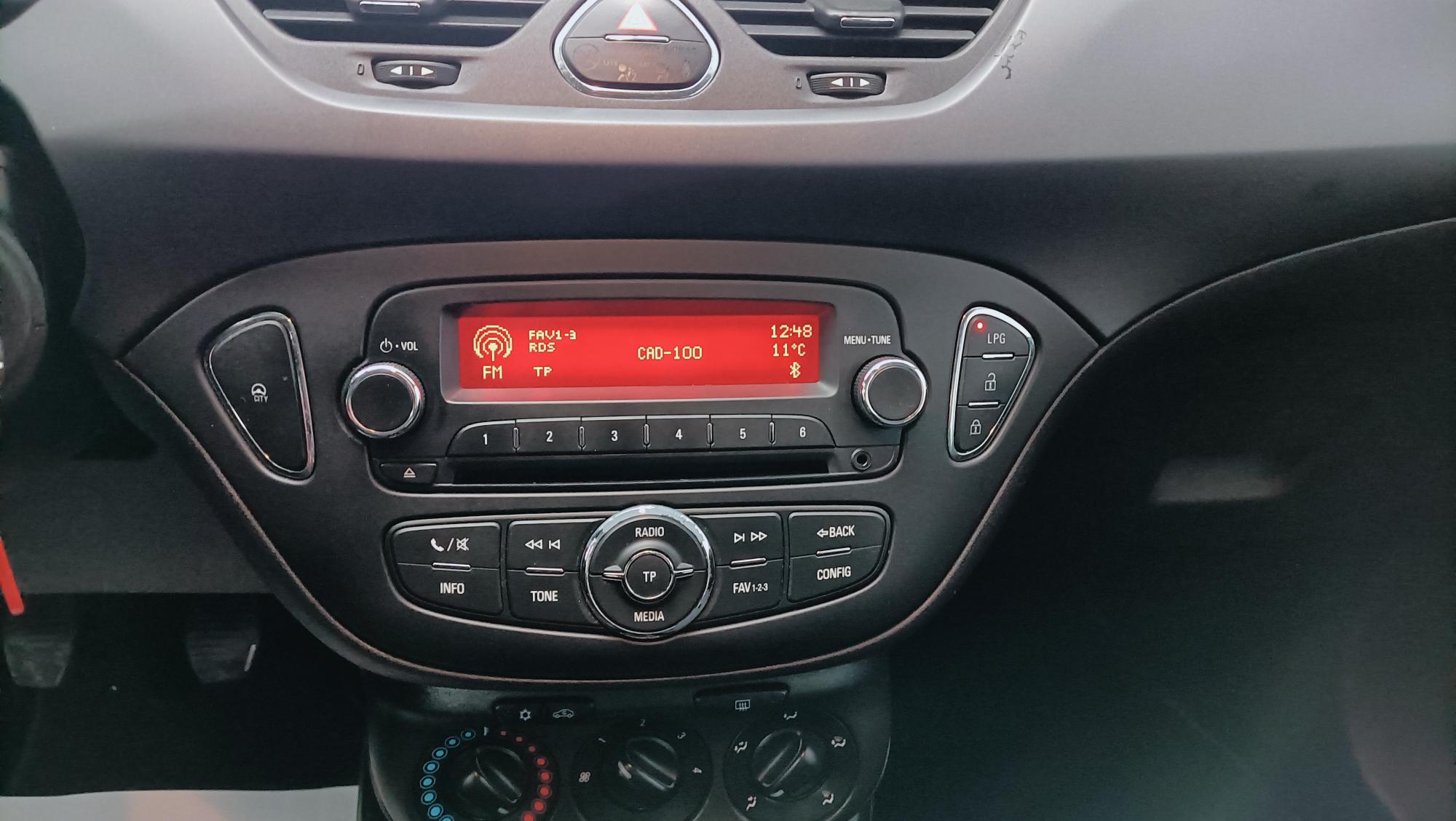 Opel-Corsa-GLP (13) Fotografía del OpelCorsa de segunda mano en MM Motor