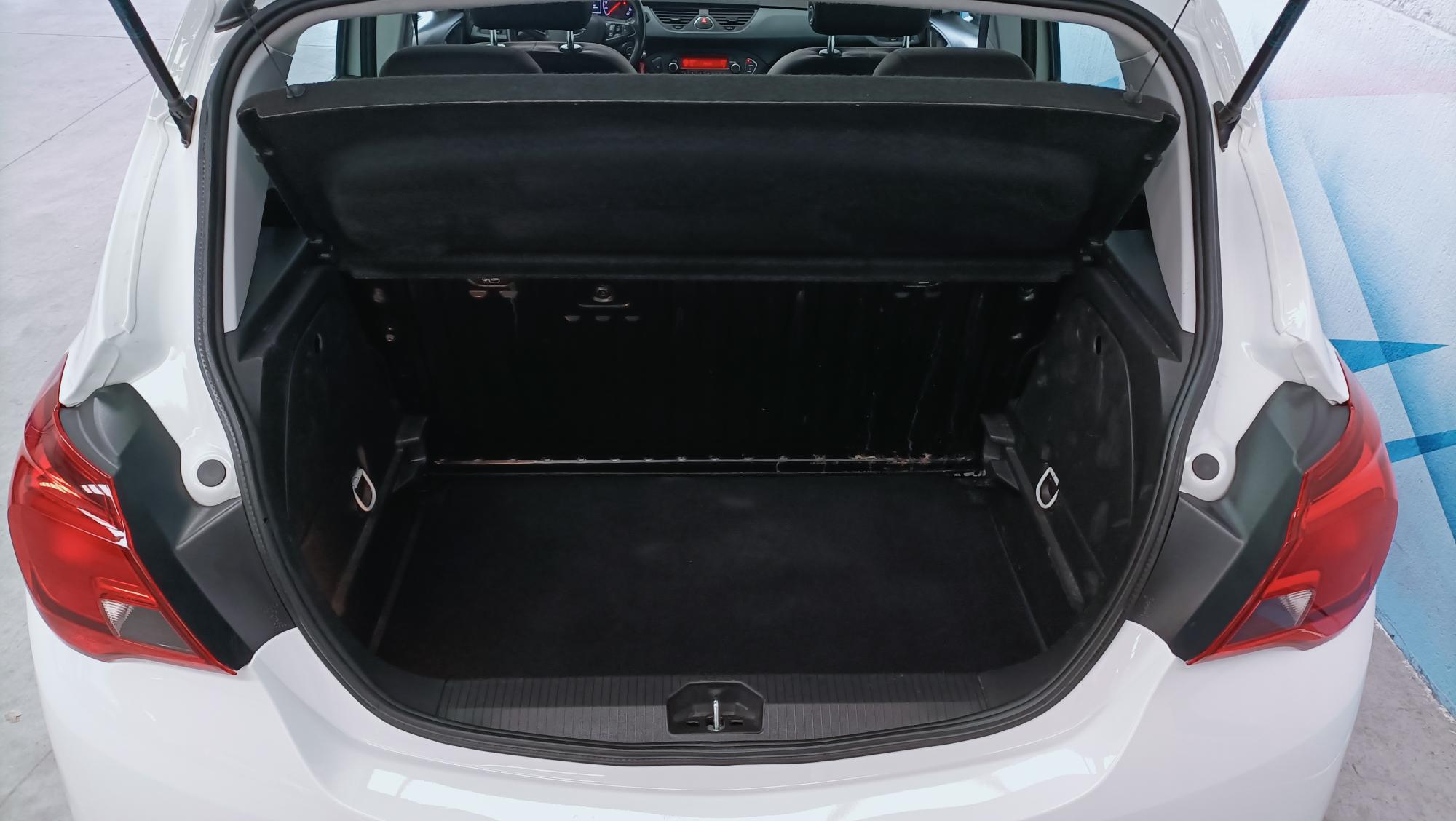 Opel-Corsa-GLP (24) Fotografía del OpelCorsa de segunda mano en MM Motor