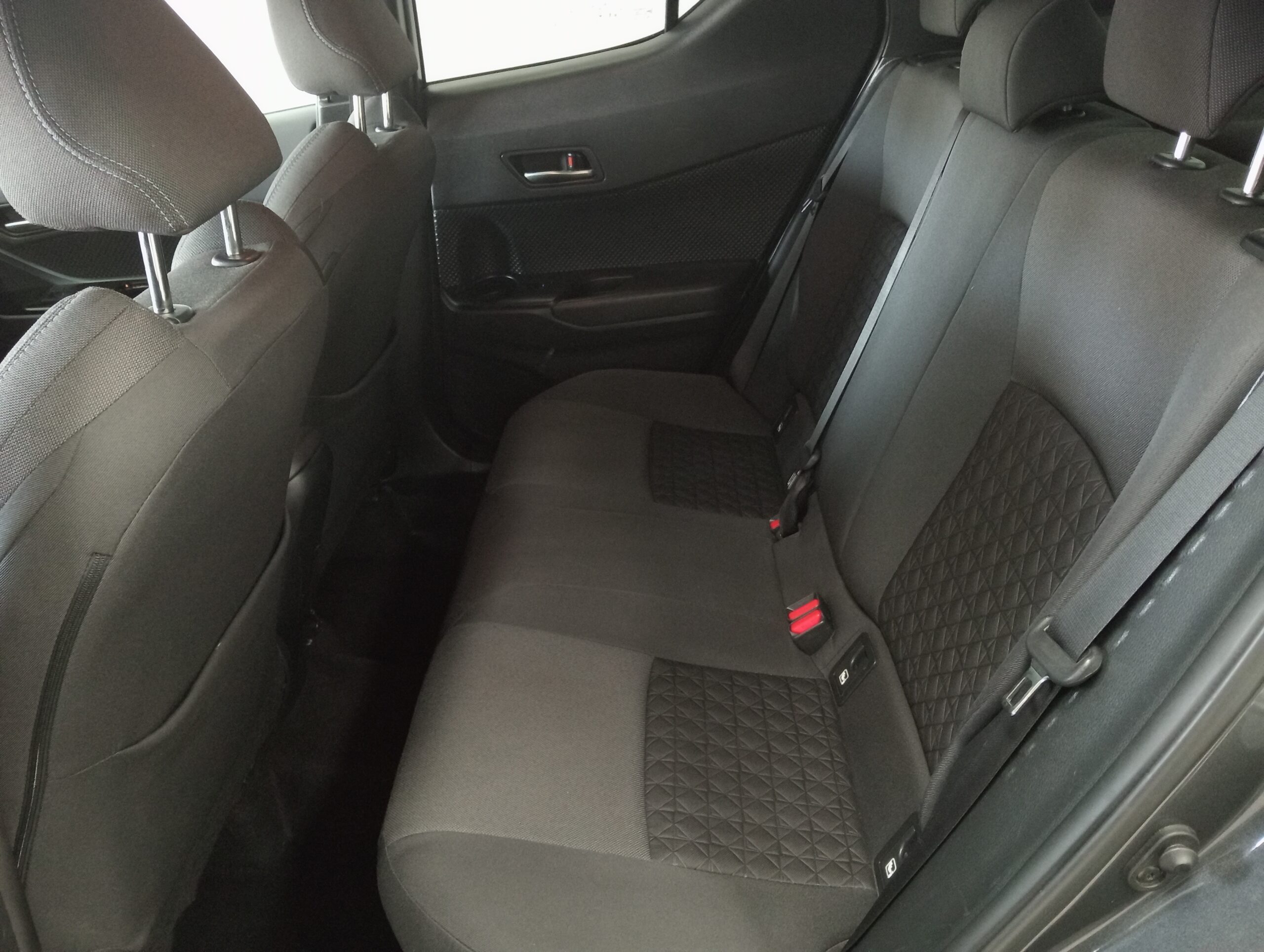 oplus_0 Fotografía del TOYOTACHR de segunda mano en MM Motor